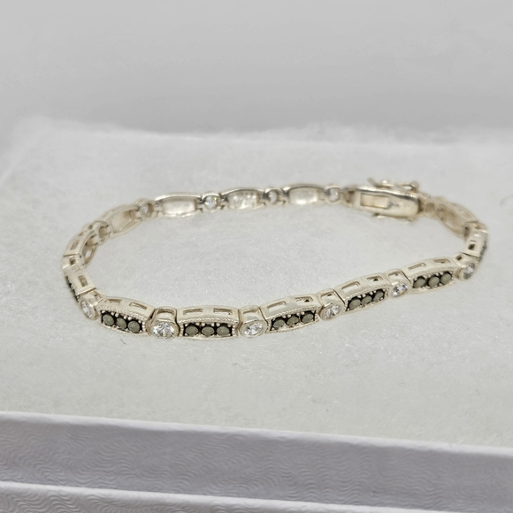 Sterling Silver Cubic Zirconia Accented Marcasite Crystal 7 1/4" Bracelet - Picture 1 of 9